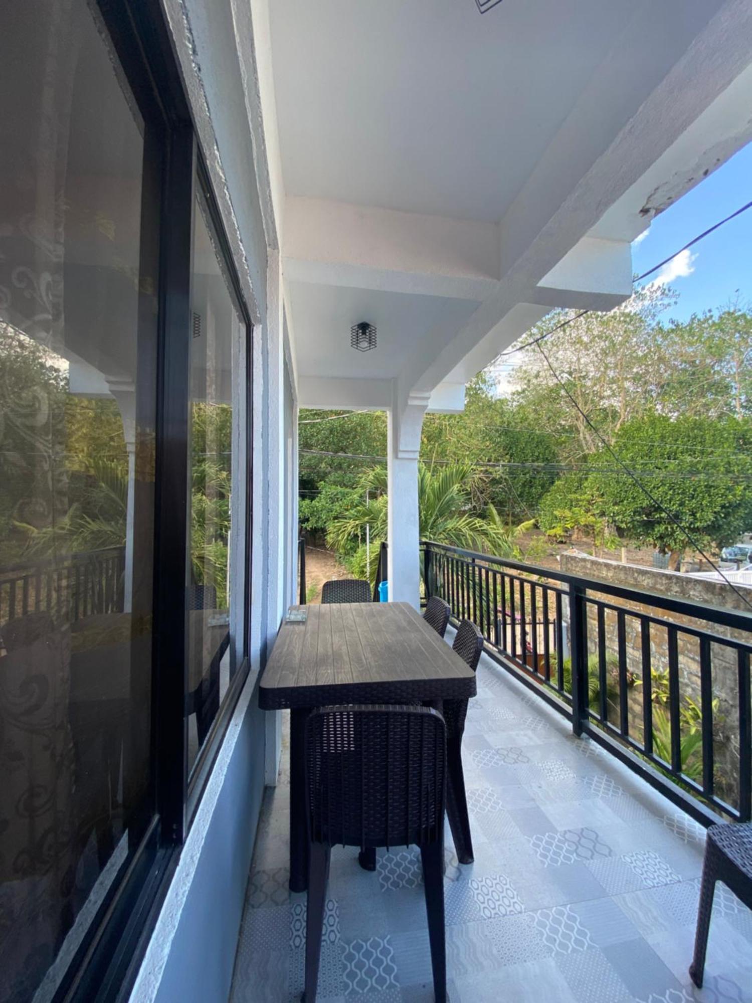 Maicaellas Transient Room Đảo Đảo Coron Ngoại thất bức ảnh