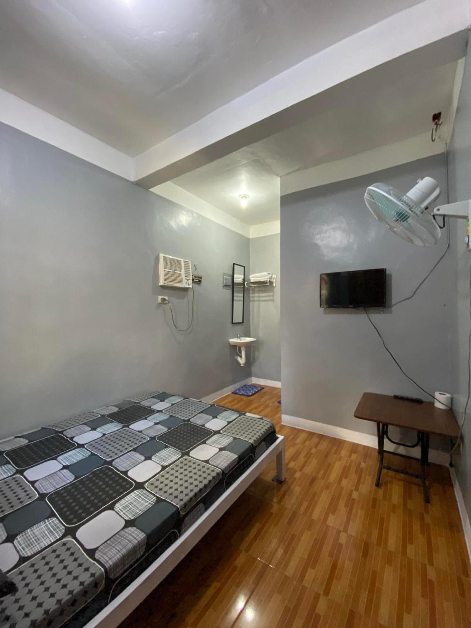 Maicaellas Transient Room Đảo Đảo Coron Ngoại thất bức ảnh